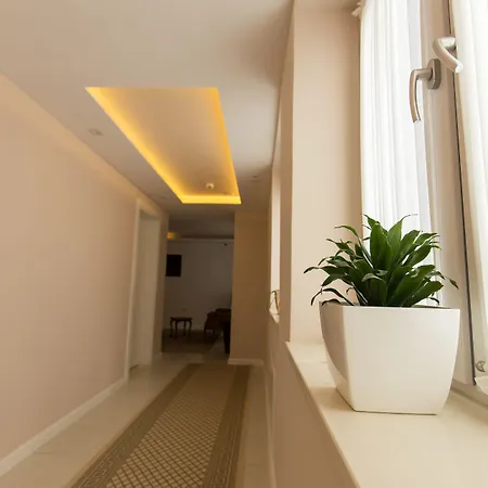 Turizem Shkelzeni Bajram Curri