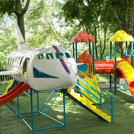 Hotel Turizem Shkelzeni Bajram Curri