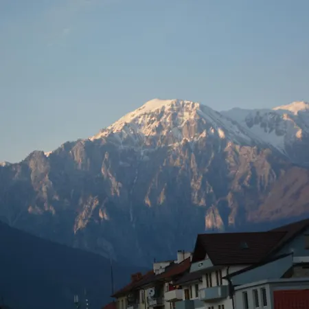Turizem Shkelzeni Hotel Bajram Curri