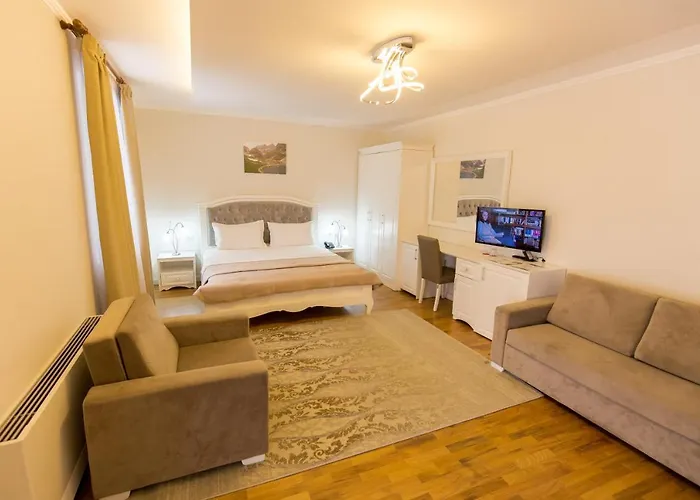 Szálloda Turizem Shkelzeni