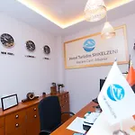 מלון Turizem Shkelzeni Bajram Curri