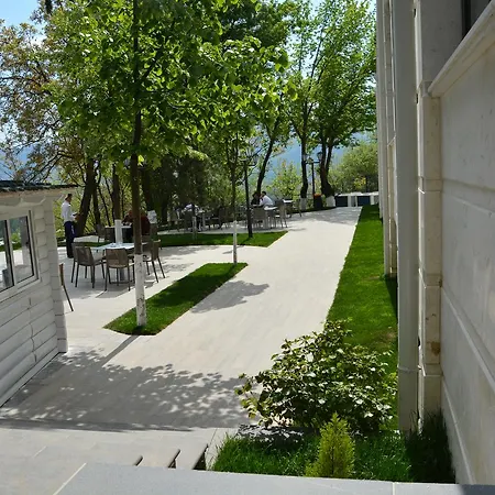 Turizem Shkelzeni Hotel Bajram Curri