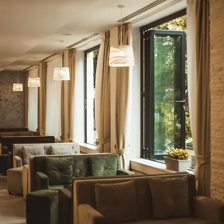 Turizem Shkelzeni Hotel