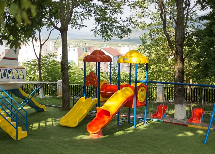 Turizem Shkelzeni 4* Bajram Curri