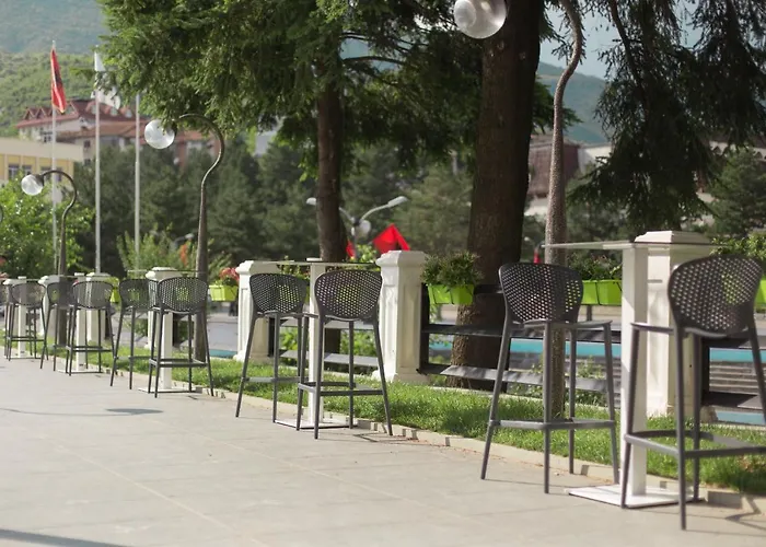 Turizem Shkelzeni Hotel 4*