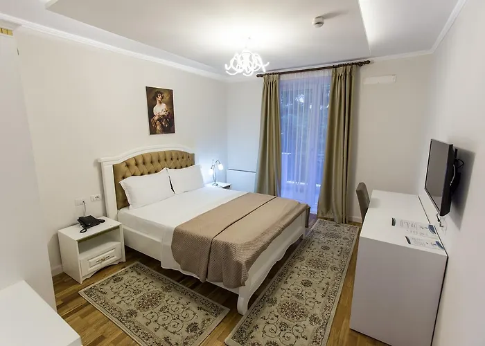 Turizem Shkelzeni Hotel Bajram Curri